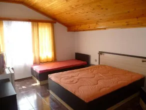 Coral Family Hotel - Image 2