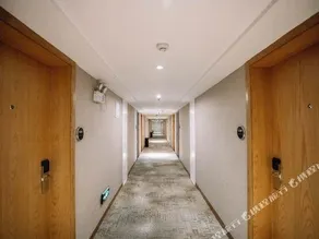 Super 8 Yueyang Yueyang Lou Pedestrian Street - Image 2
