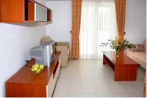 Apartments Benic - Image 4