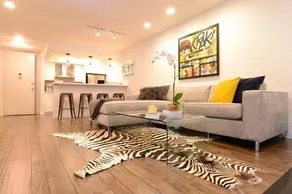 The WeHo Suite - Image 4