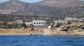 Naxos beach front house - Image 2