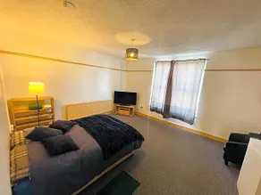 Bed & breakfast at Bristol double private room - Image 3