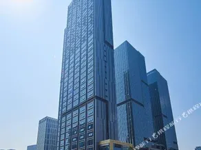Miyue Light Luxury Apartment - Image 4