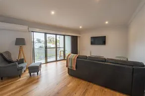 The Bright House - Image 3