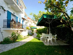 Aleca's Haus - Image 4