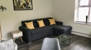 Impressive newly built apartment - Image 4