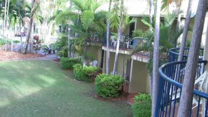 Bushland Beach Tavern - Image 3