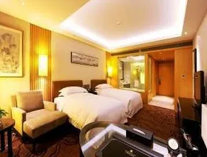 Bayview Grand Hotel - Image 2
