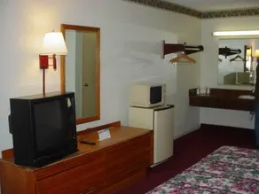 Hotel Walterboro Southwest - Image 5