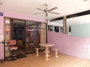 Paradise Cove Guesthouse - Image 2
