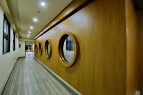Hotel Skyview - Image 3