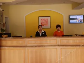 Home Inn Linfen Pingyang Square - Image 3