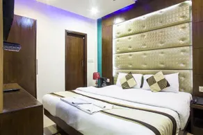 Hotel Guruvas Inn - Image 2