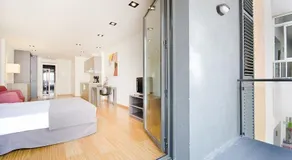 The Apartment Barcelona Sagrada Familia - Image 2