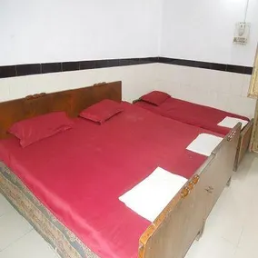 Hotel Goverdhan - Image 3