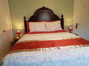 Grapelet Bed and Breakfast - Image 5