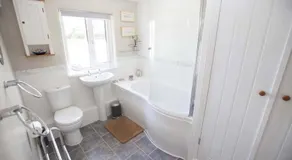 Ollie's Cottage - Image 4