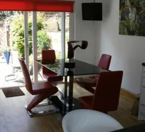 Acer Guest House - Image 5