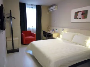 Jinjiang Inn Zhuhai Gongbei Hotel - Image 2