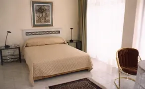 Brooklyn Lodge - Image 1
