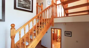 2 Mile Lodge - Image 4