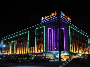 Cen Yang Hotel - Image 2