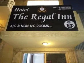 Hotel The Regal Inn - Image 2
