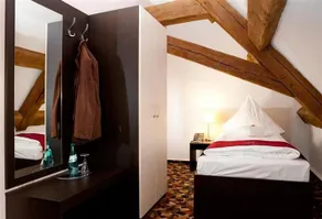 Burghotel - Image 4