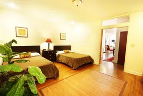 Luxury Suites Lenox Avenue - Image 3