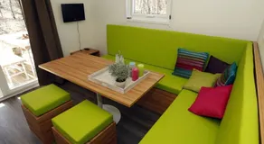 Outdoor Cottage - Image 3