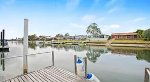 Hibbard Waterfront Escape - Image 4