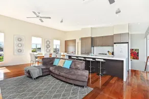 RiverSea Goolwa Beachhouse - WiFi - Pet-Friendly - Image 3