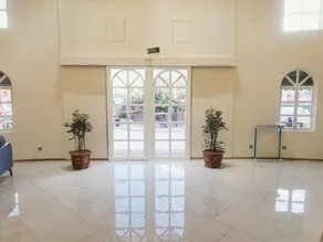 ZHELUOMAN CAFE HOTEL - Image 3