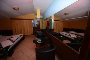 Motel 111 - Image 2