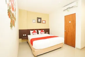 OYO 255 98 Residence - Image 5