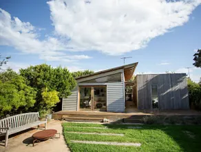 The Moorings Point Lonsdale - Image 1