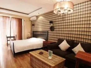Dalian Siren Apartment - Image 5