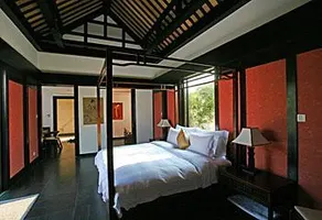 Triton Bay Saltwater Hot Spring Resort - Image 4