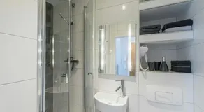 Gepflegte und moderne Ferienwohnung in der Neuseenlandschaft - Image 2