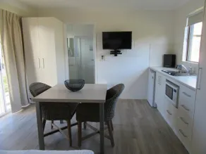 Sapphire Valley Caravan Park - Image 4
