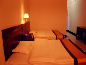 Tengchong Yuanxiang Linlei Hotel - Image 4