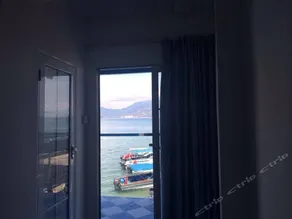 Hotel Ukulele - Image 3