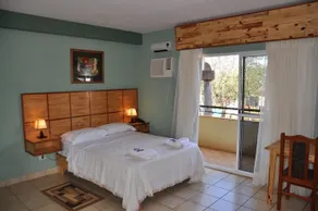 Hotel y Restaurante Don Enrique - Image 2