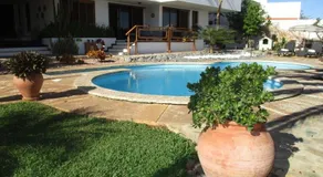Apartamento en zona residencial con vistas al mar. - Image 4