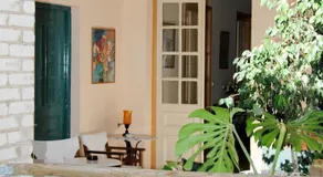 Avra Hotel - Image 2