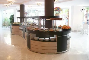 Holiday & Leisure Club - Image 2