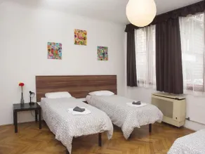 BudapestApartments.HOLIDAY - Image 4