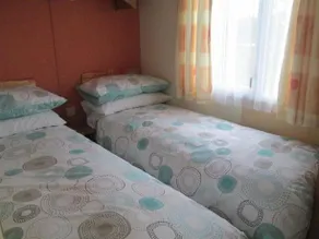 LOCHSIDE CARAVAN - Image 3