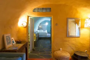 Painter's Country House - Image 3