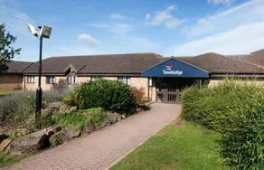 Travelodge Ely - Image 4
